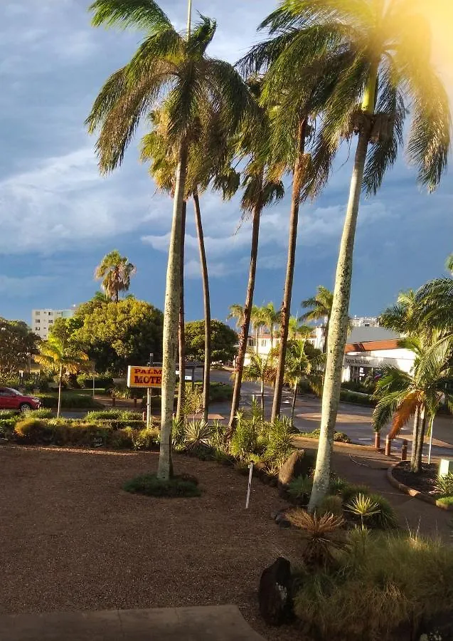 Palms Hostel